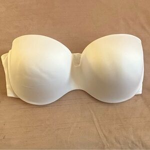 Maidenform Strapless Molded Cup Bandeau Bra - White